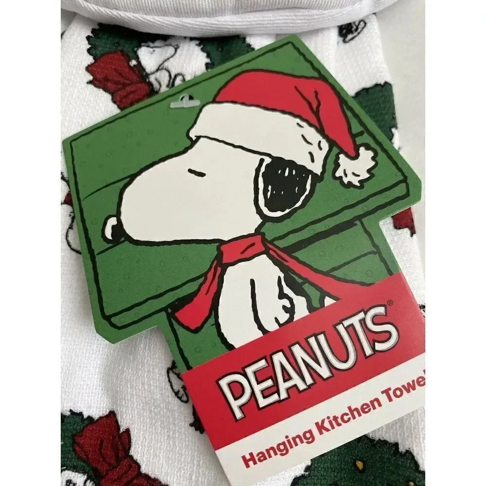 Peanuts Snoopy Hanging‎ Kitchen Towel Christmas Wreath Holidays Woodstock NWT